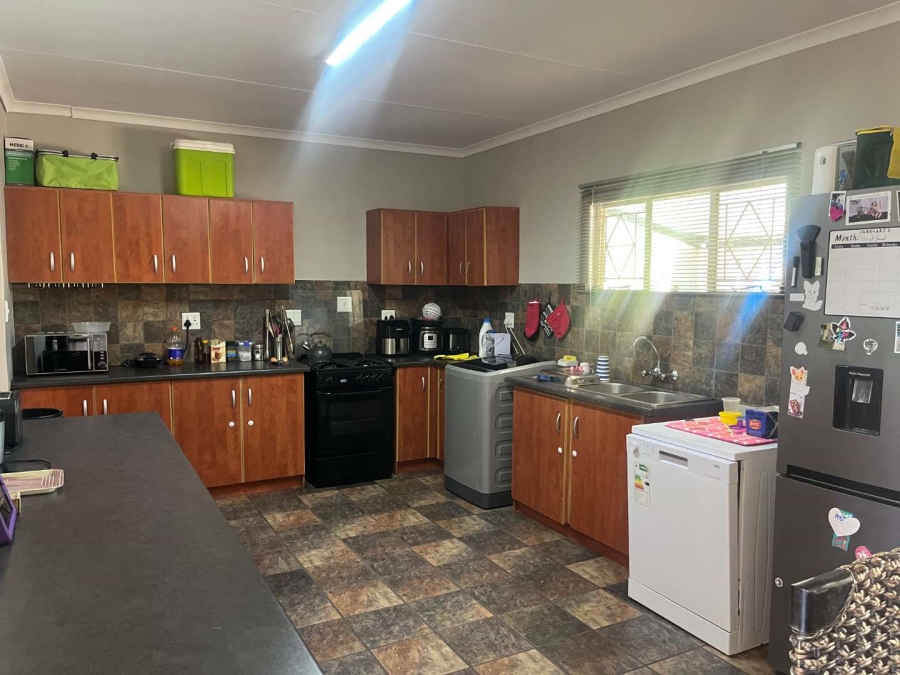 4 Bedroom Property for Sale in Keidebees Northern Cape